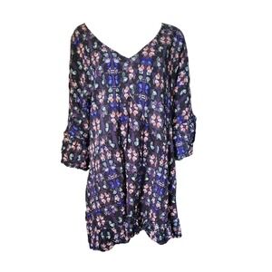 Avenue Top Womens Plus Size 26/28 Blue Butterfly Pattern Bell Sleeve Boho Spring